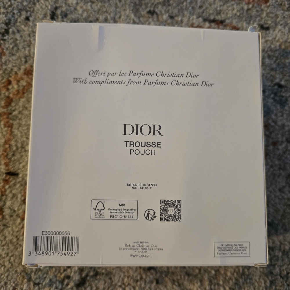 NEW 2025 DIOR Homme Premier Pink Round Novelty Pouch! - Picture 9 of 11